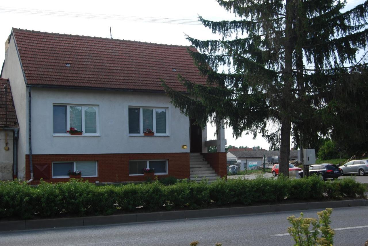 Penzion Na Rozcesti Svatoborice Εξωτερικό φωτογραφία